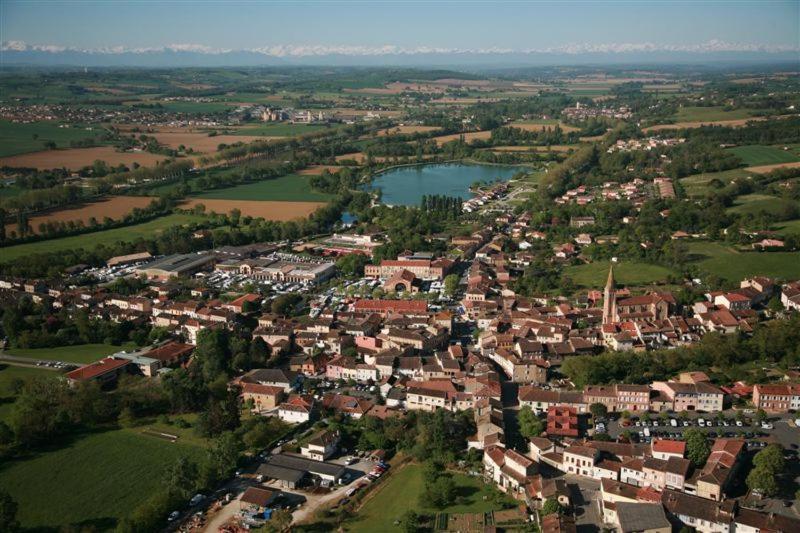 Le Gite De La Riviere - Samatan Екстер'єр фото